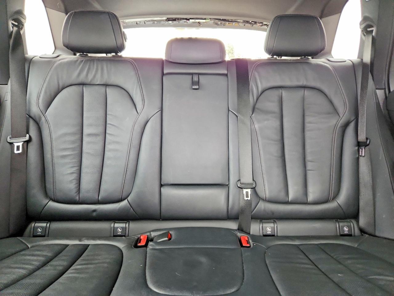 2019 BMW X5 xDrive40I - zdjęcie 10