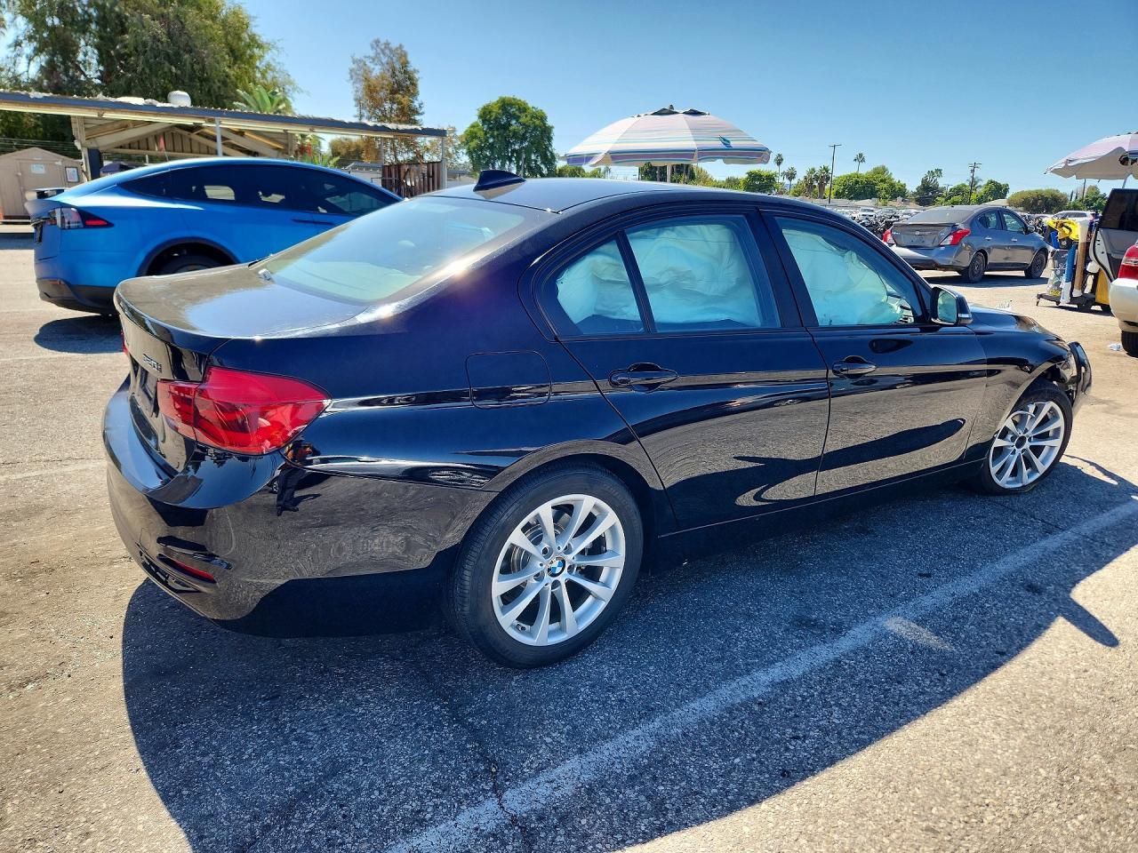 2016 BMW 320 I - zdjęcie 3