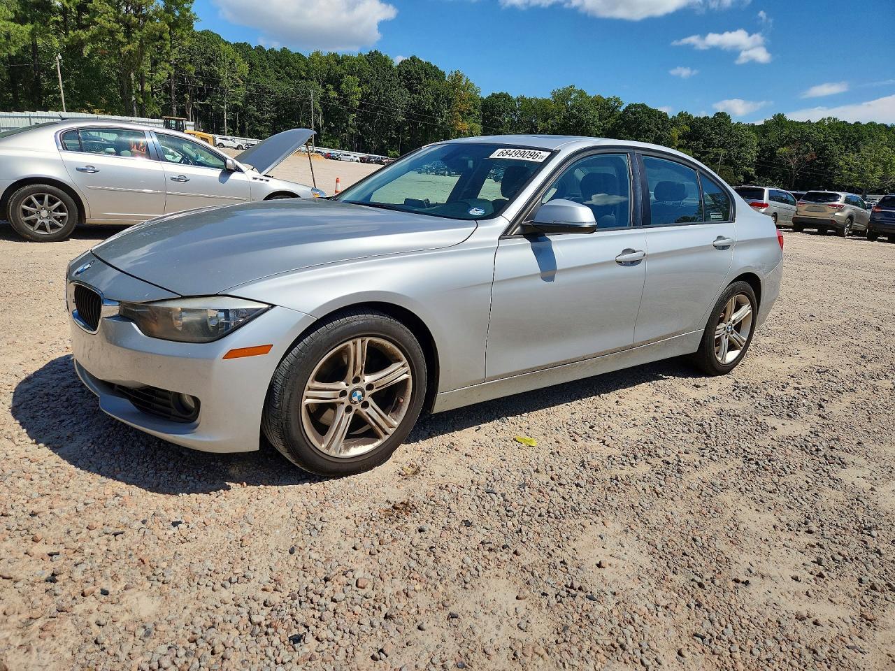 2013 BMW 328 I - zdjęcie główne