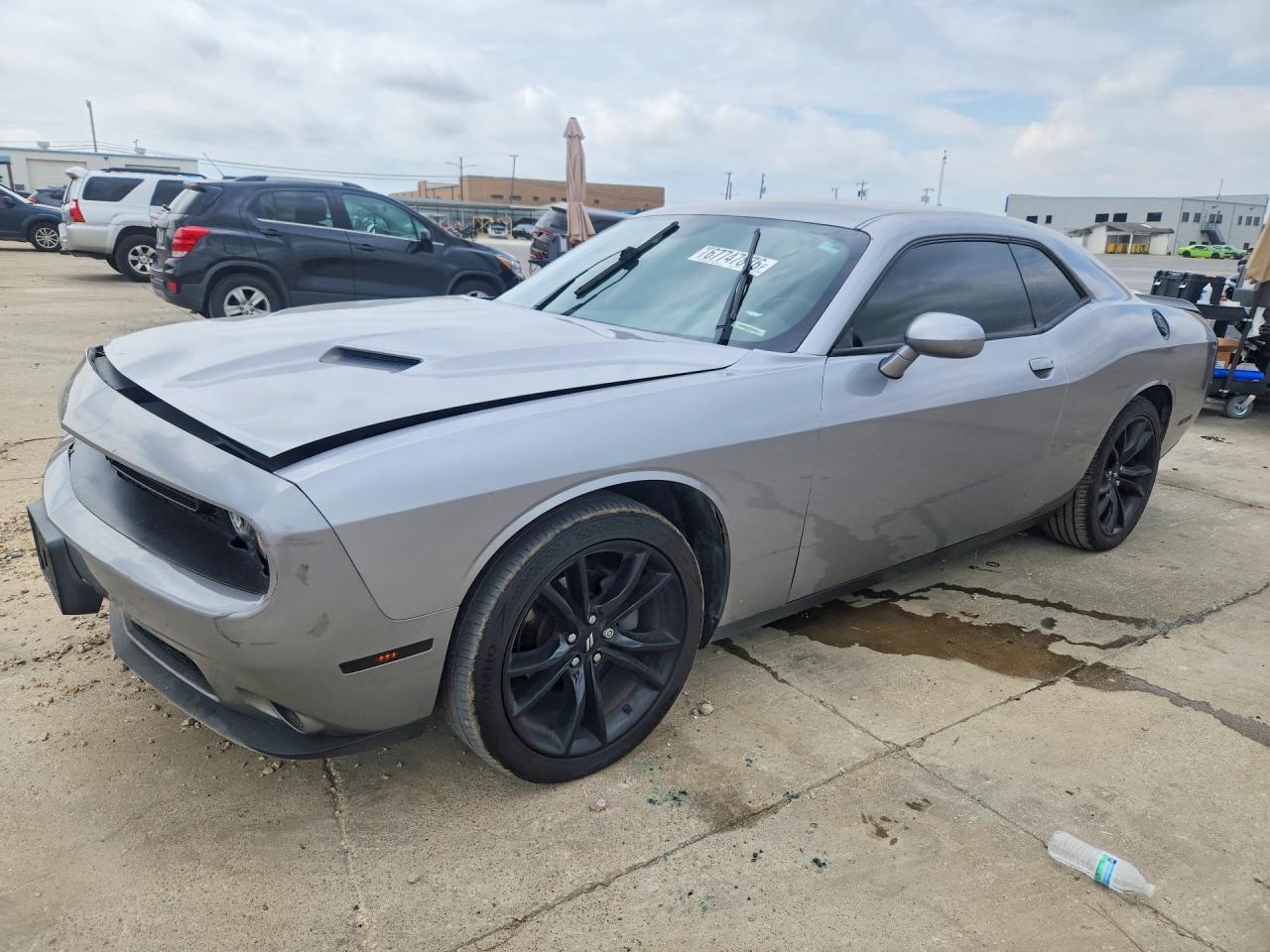 2017 Dodge Challenger Sxt - zdjęcie główne
