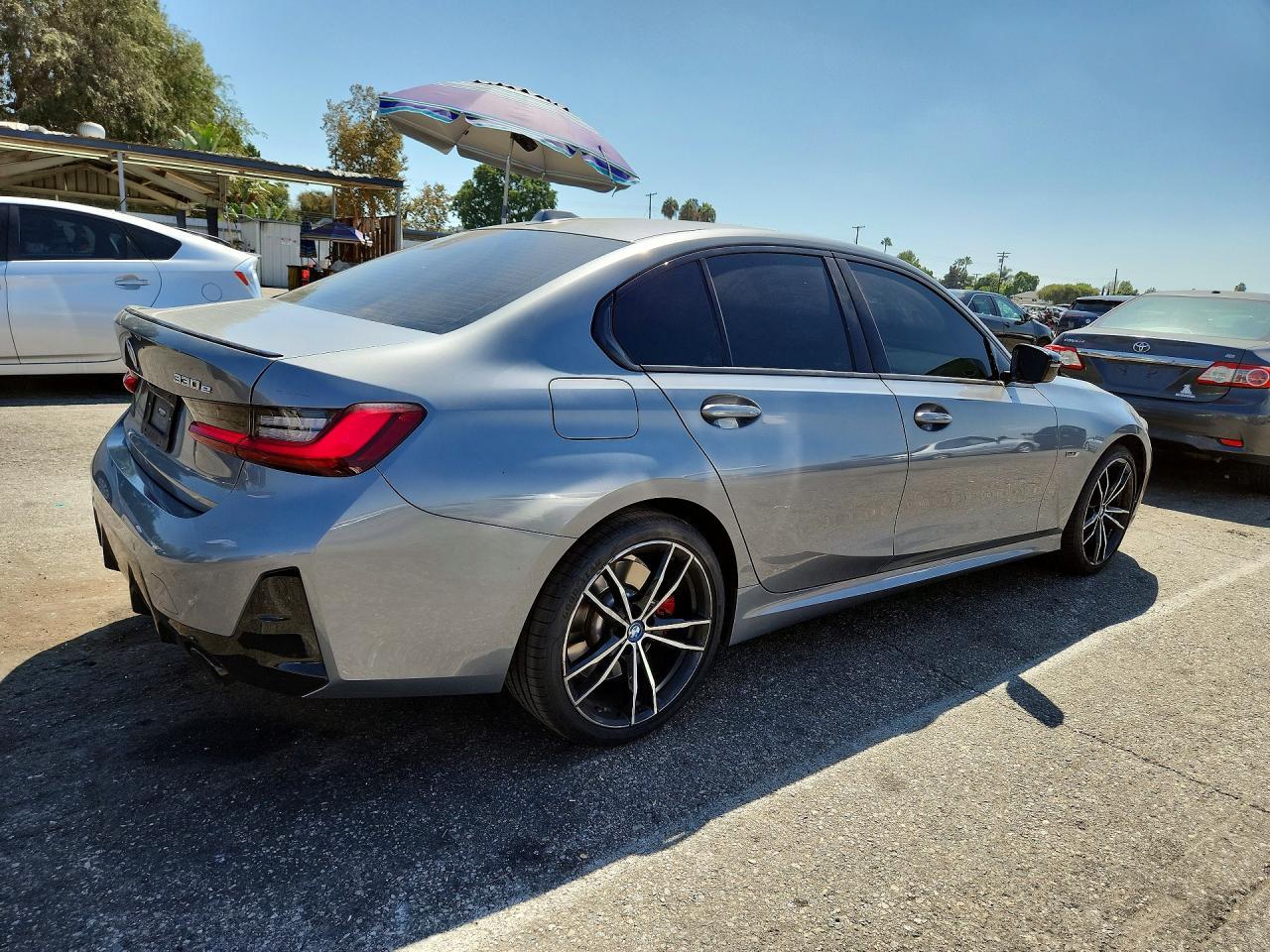 2023 BMW 330E - zdjęcie 3