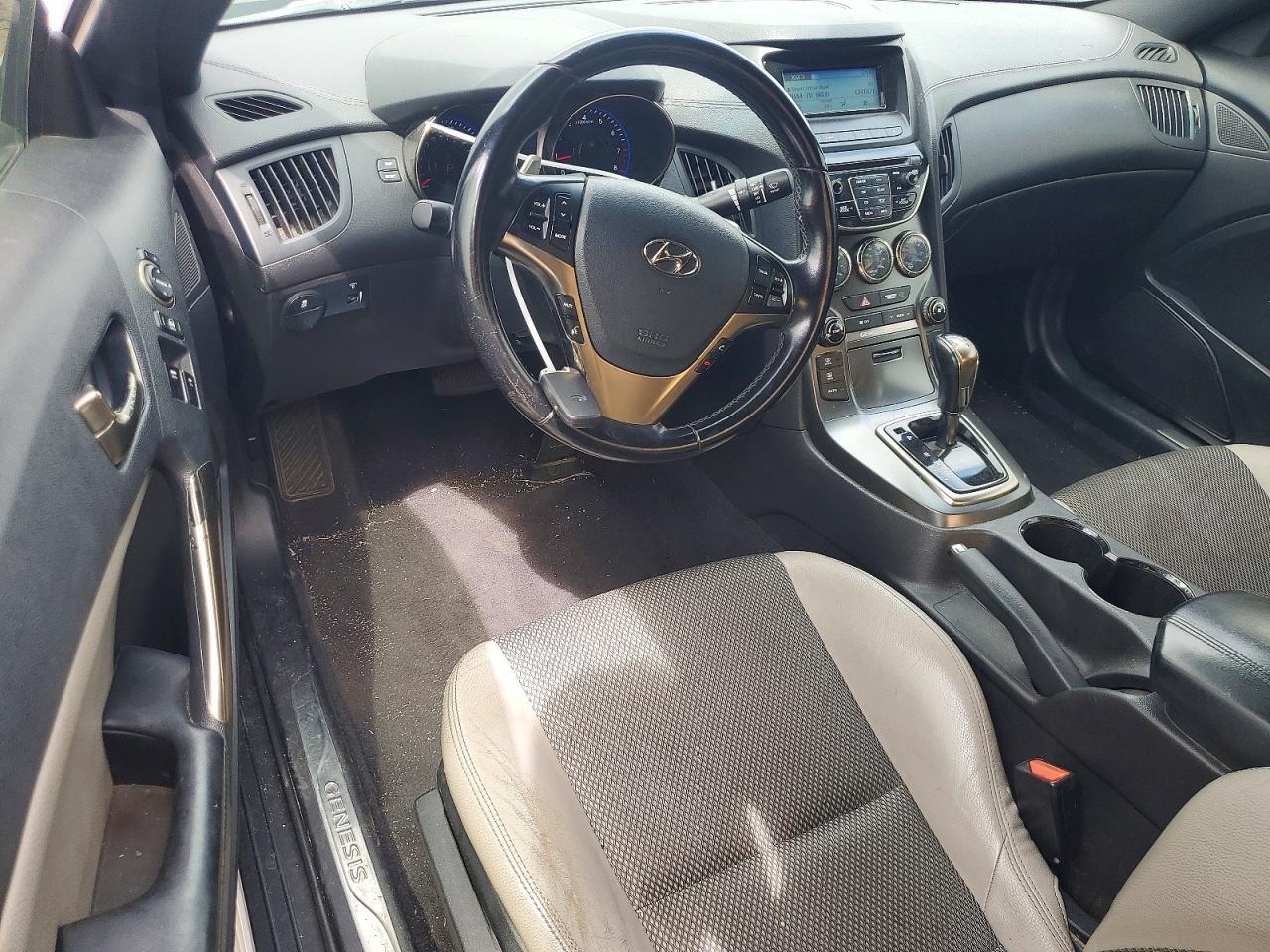 2015 Hyundai Genesis Coupe 3.8 - zdjęcie 8