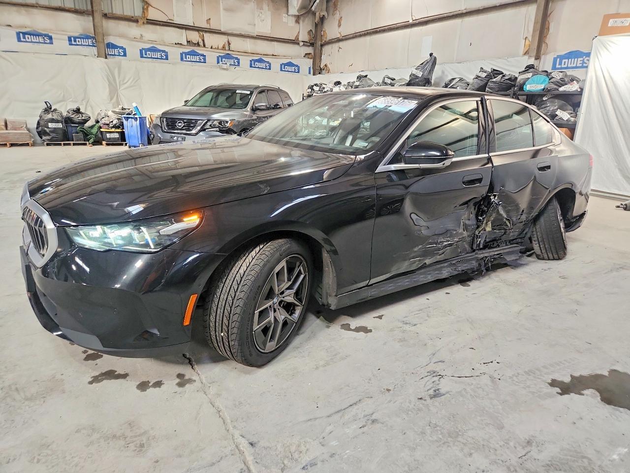 2026 BMW 530 Xi - zdjęcie główne