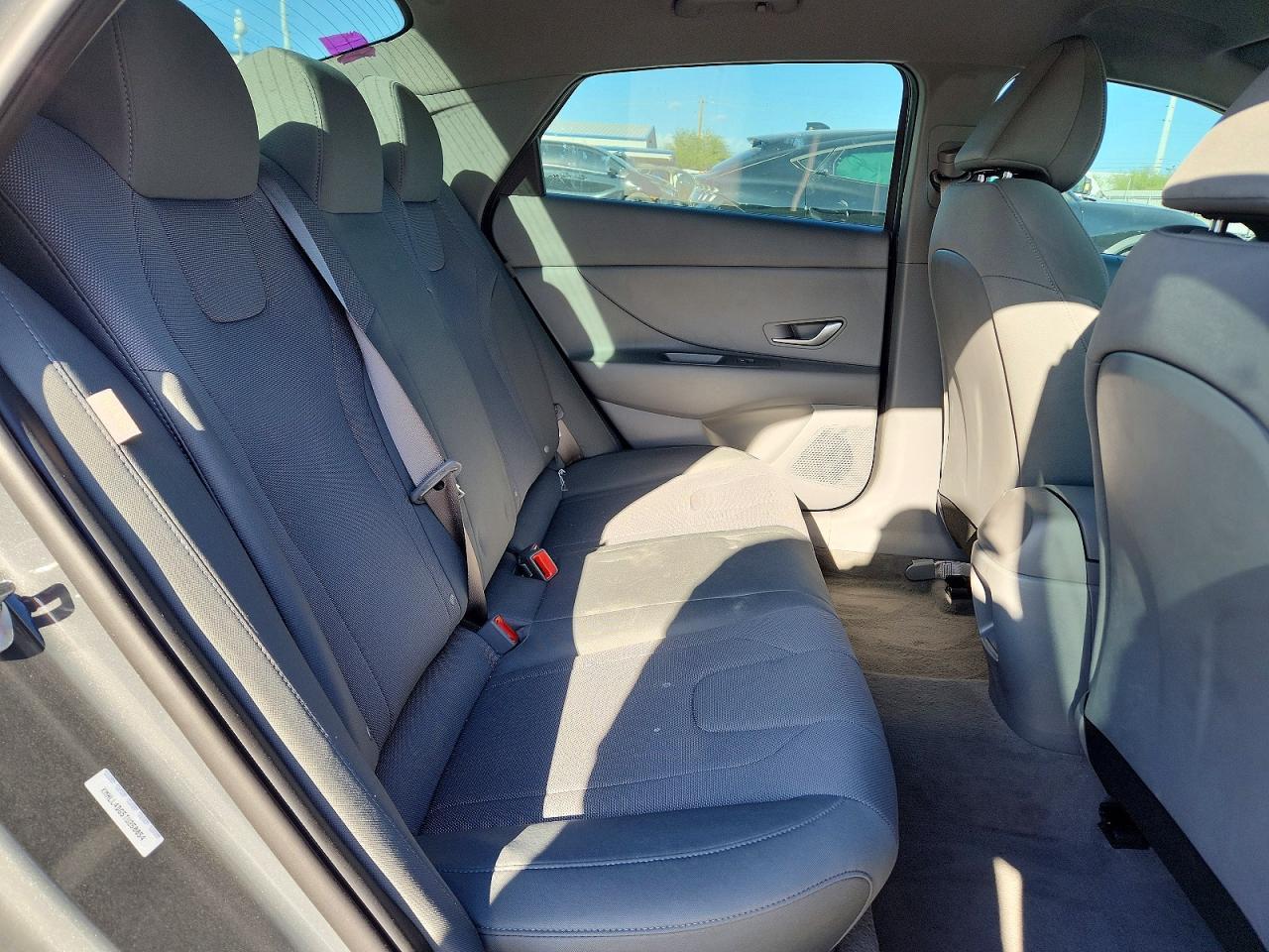 2026 Hyundai Elantra Se - zdjęcie 10