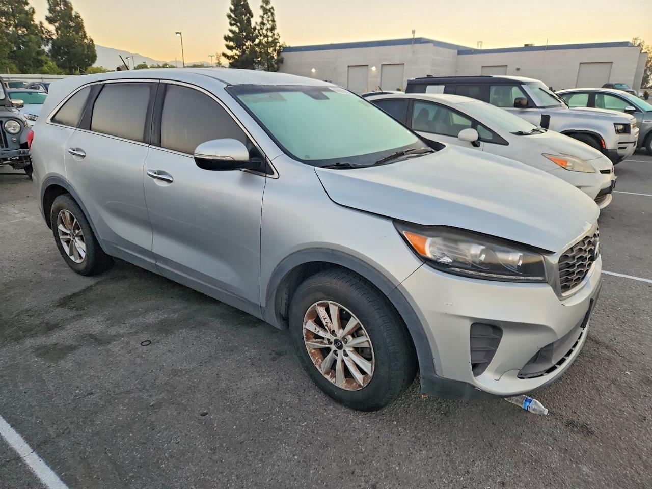 2019 Kia Sorento L - zdjęcie 4