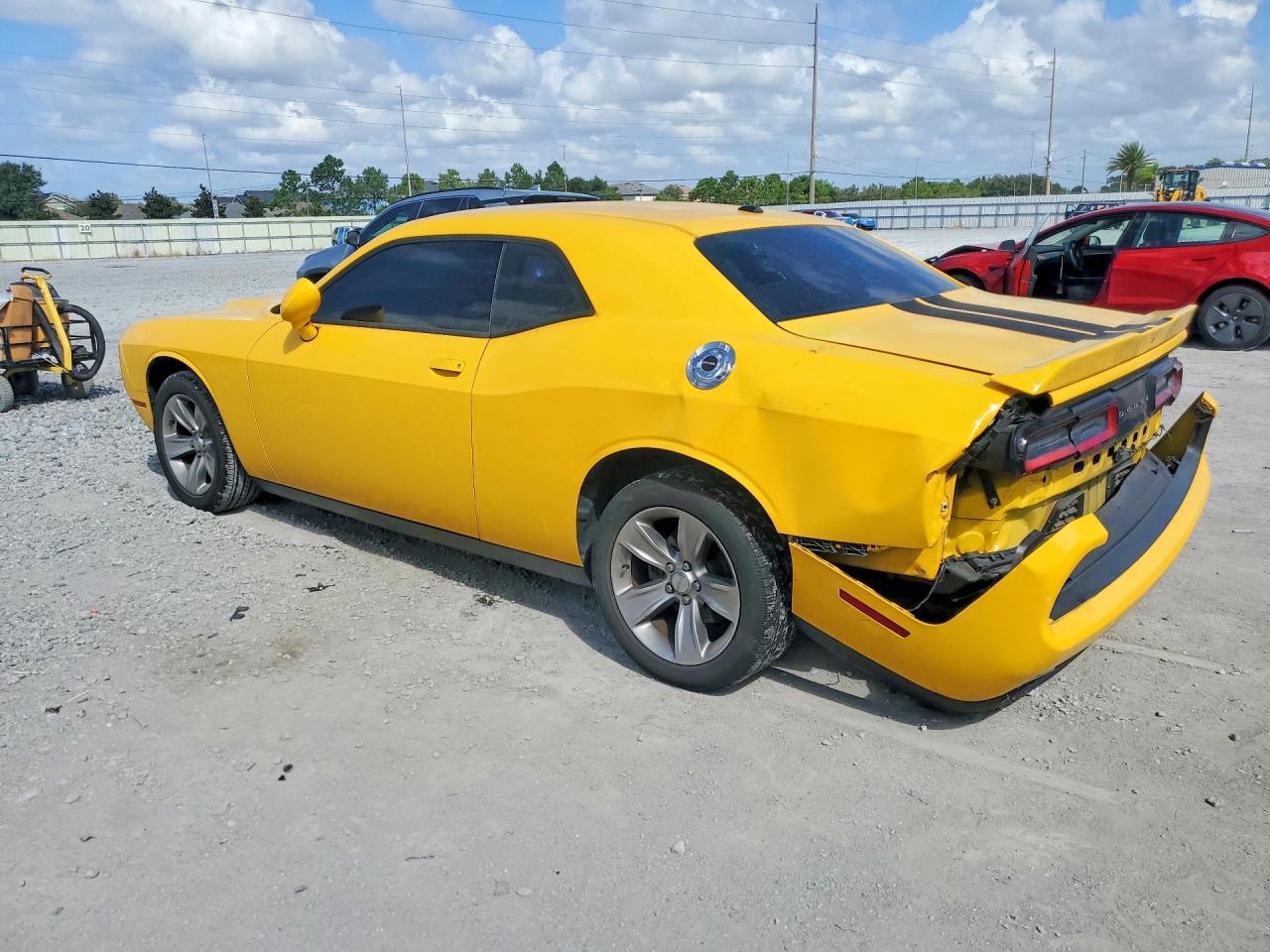 2018 Dodge Challenger Sxt - zdjęcie 2