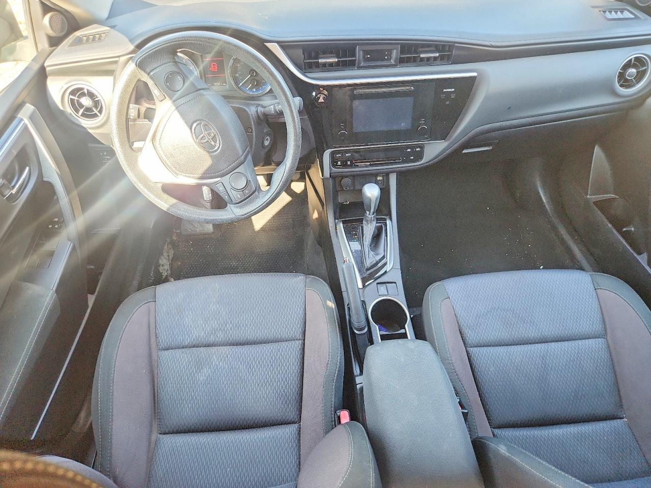 2017 Toyota Corolla Le - zdjęcie 8