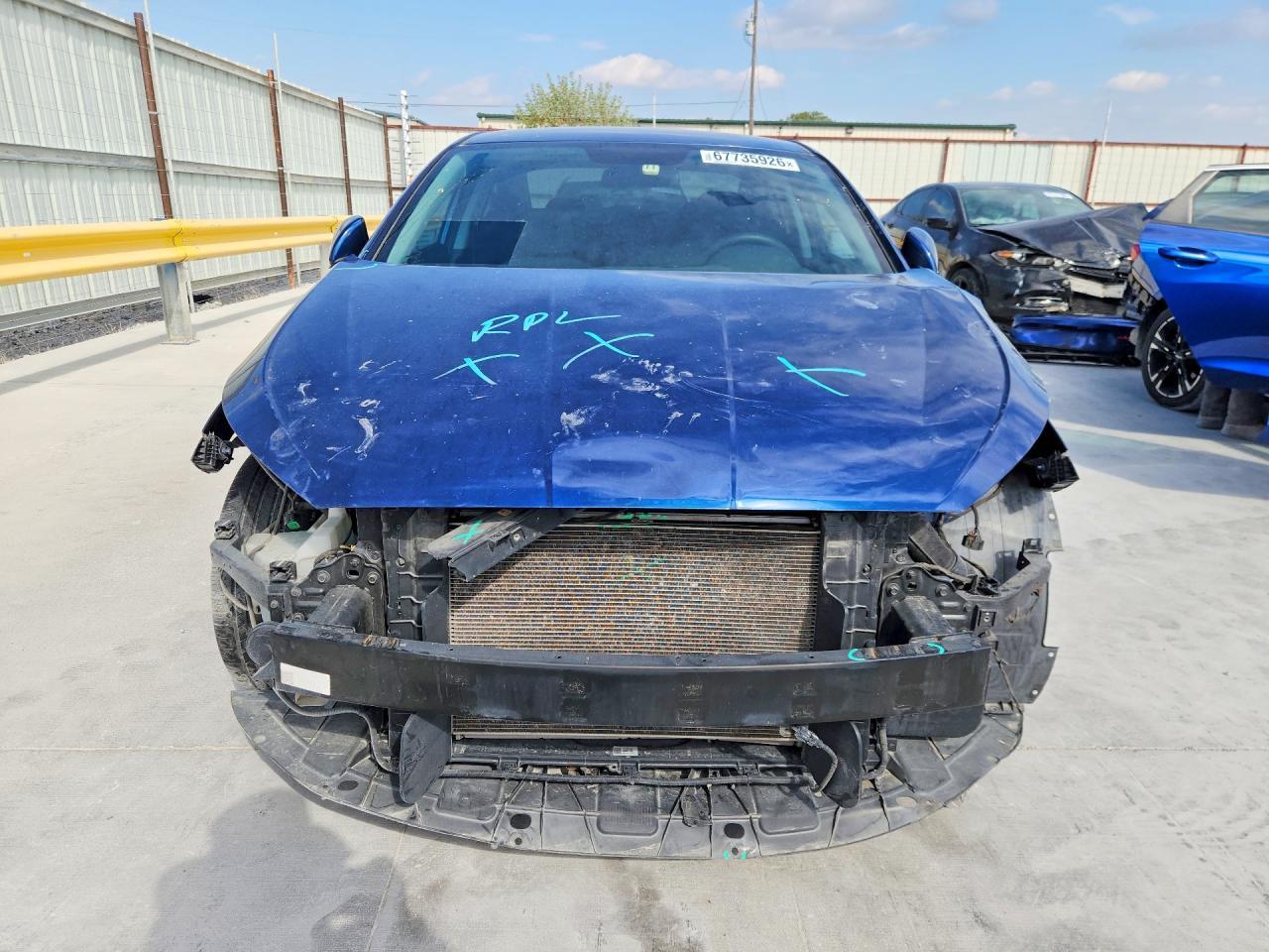 2019 Hyundai Elantra - zdjęcie 5