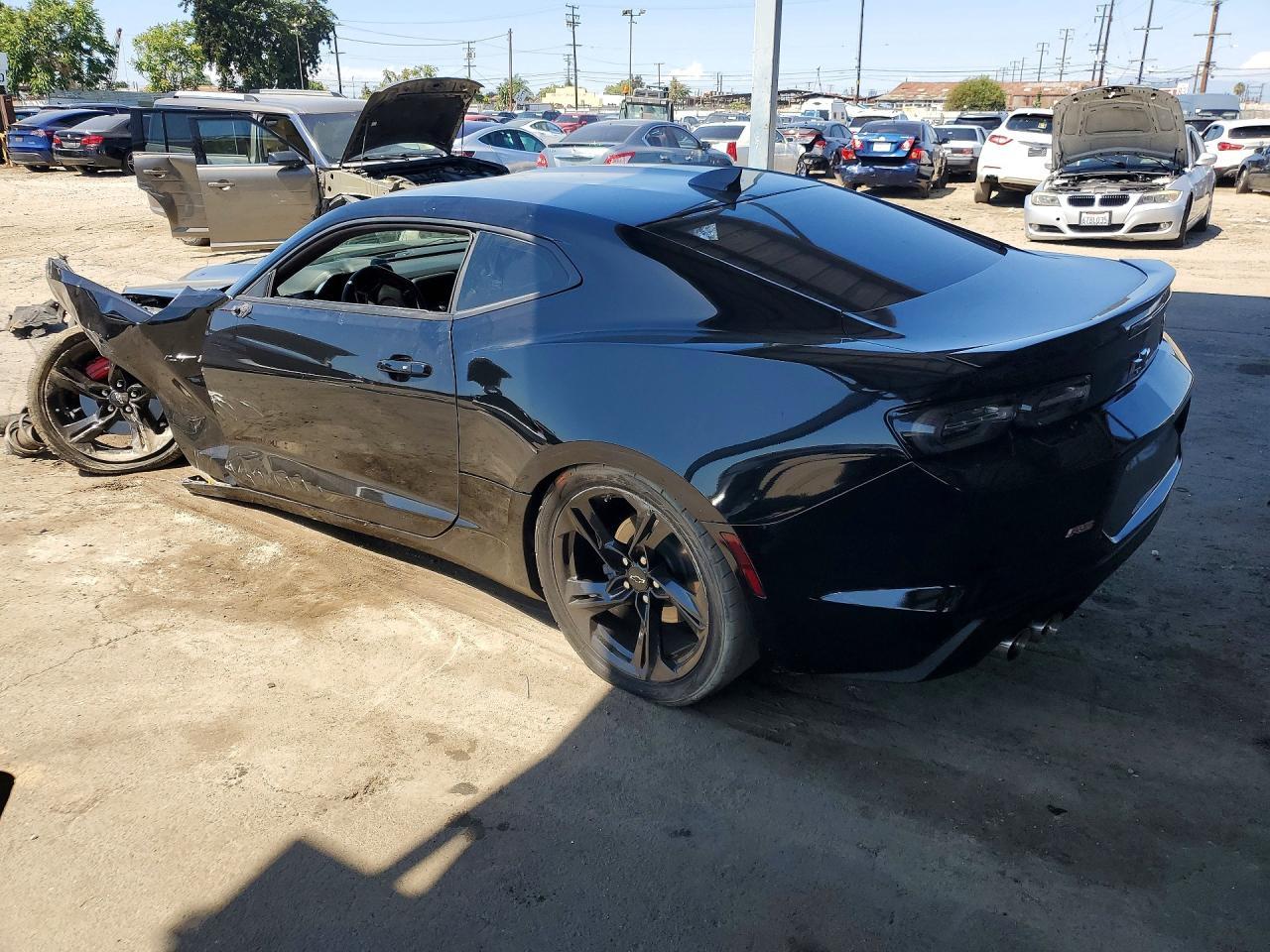 2021 Chevrolet Camaro Lz - zdjęcie 2