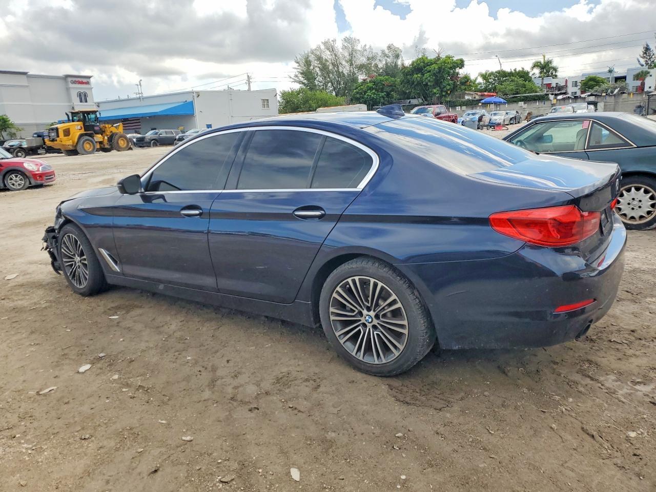 2018 BMW 530 I - zdjęcie 2