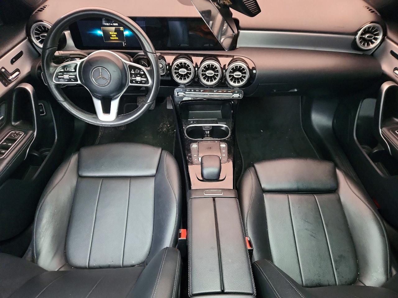 2021 Mercedes-Benz A 220 4Matic - zdjęcie 8