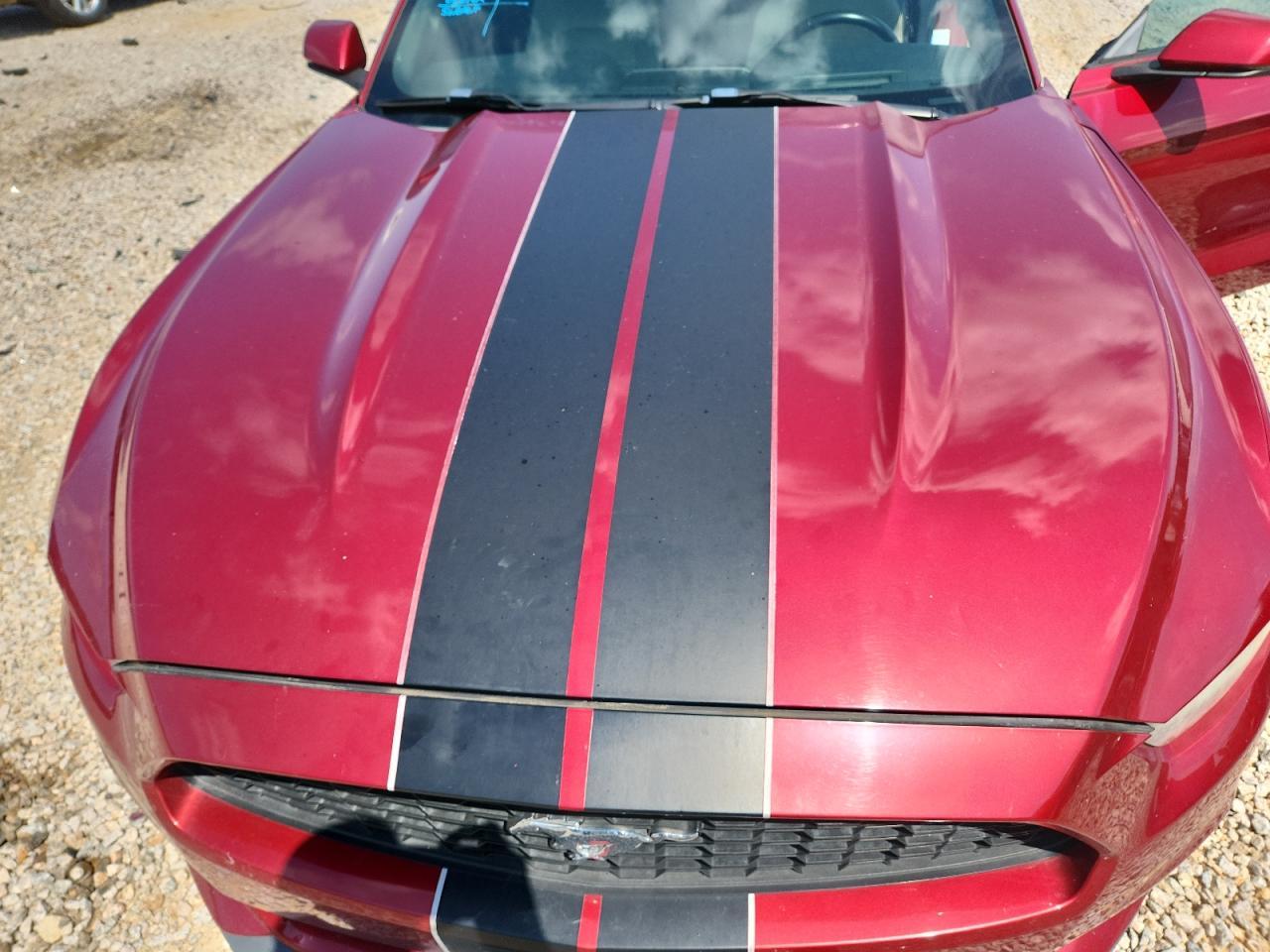 2015 Ford Mustang - zdjęcie 11
