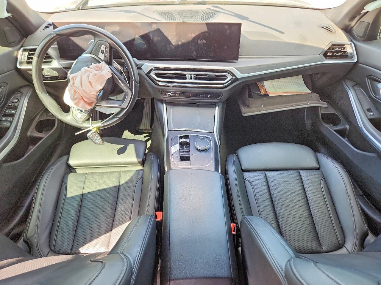 2024 BMW 330I - zdjęcie 8