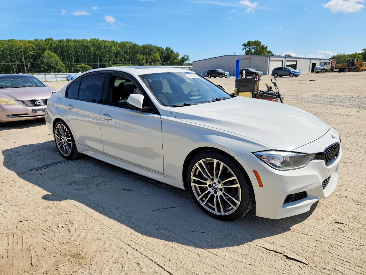 2015 BMW 335 I - zdjęcie 4