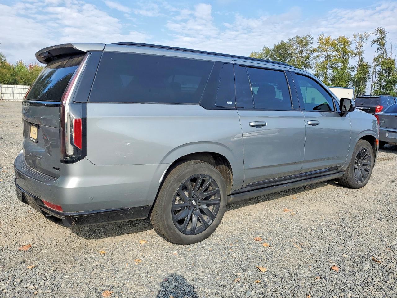 2024 Cadillac Escalade Esv Sport - zdjęcie 3