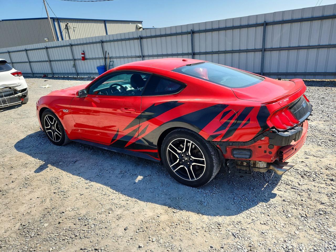 2019 Ford Mustang Gt - zdjęcie 2