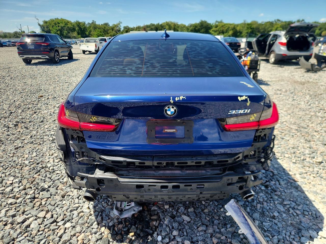 2020 BMW 330I - zdjęcie 6