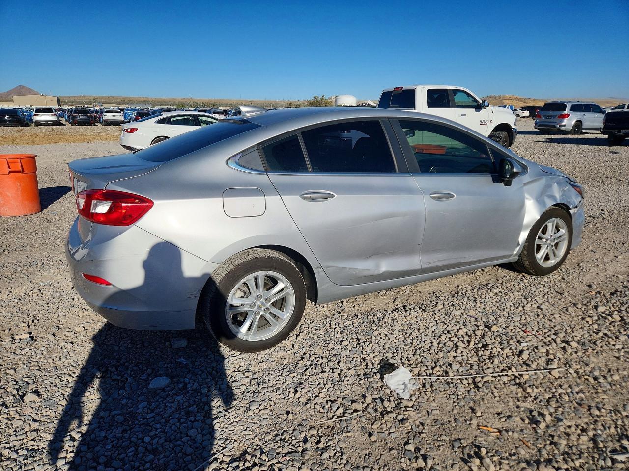 2016 Chevrolet Cruze Lt - zdjęcie 3
