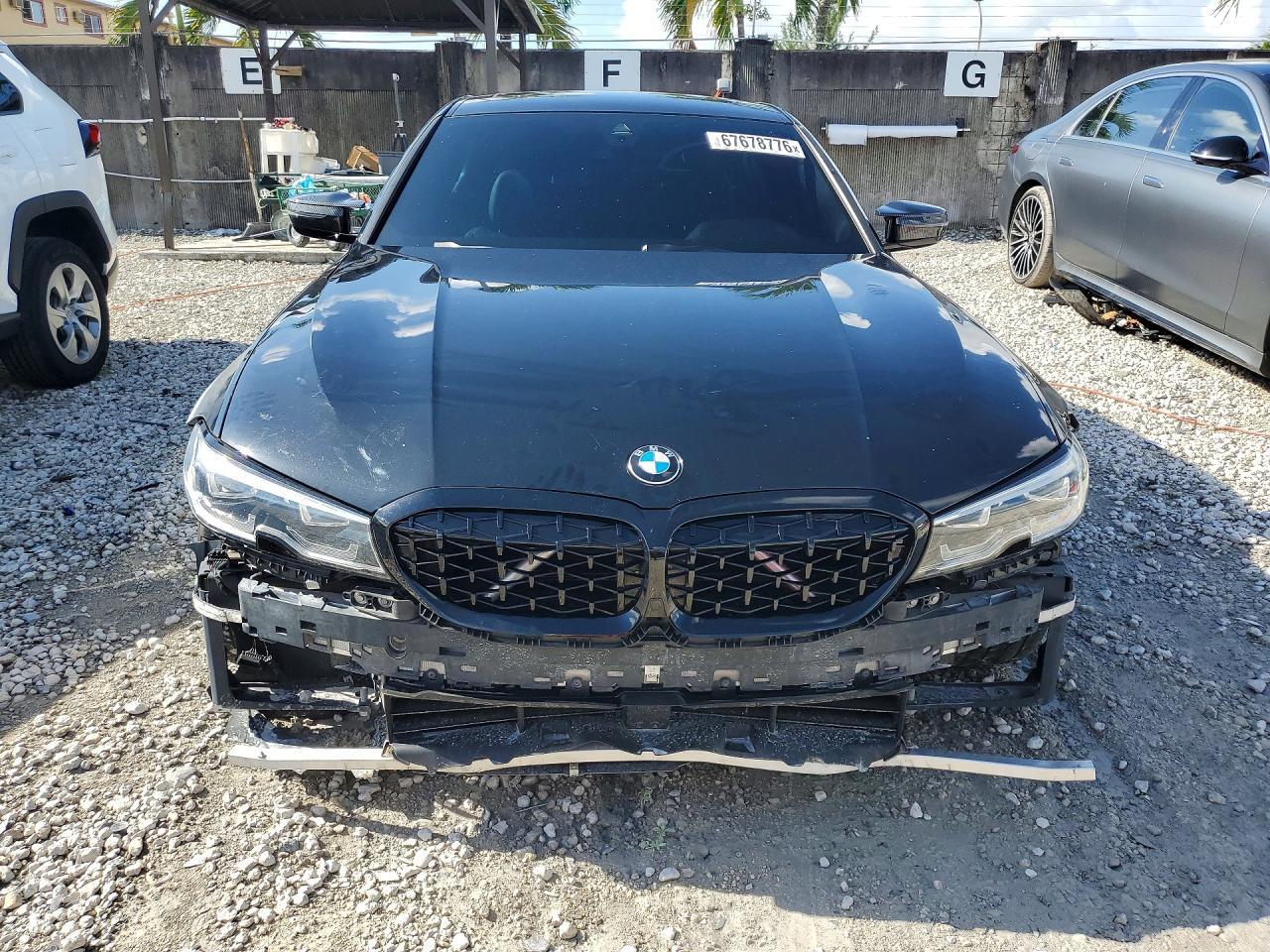 2020 BMW Seria 3 330i - zdjęcie 5