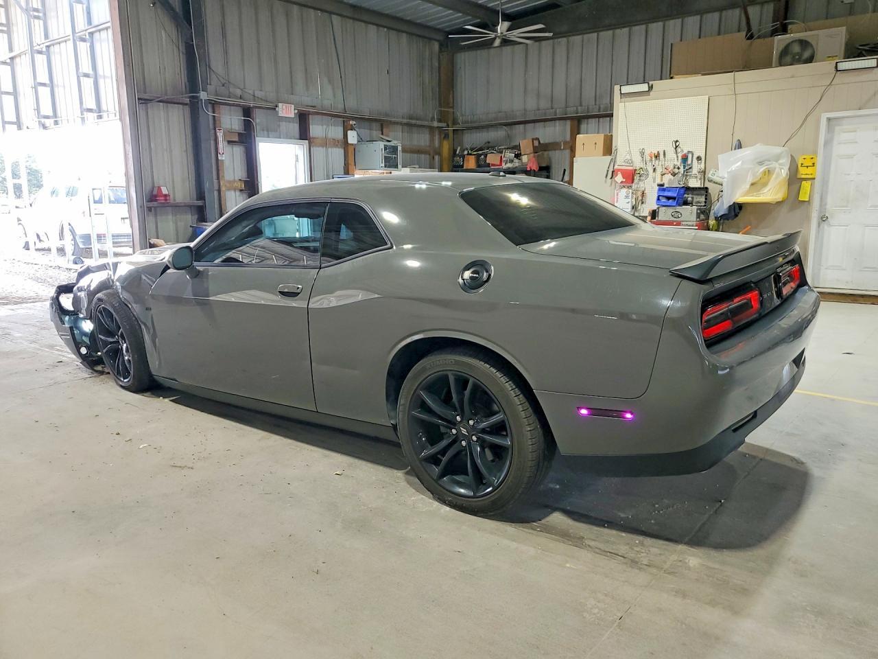 2018 Dodge Challenger R/T - zdjęcie 2