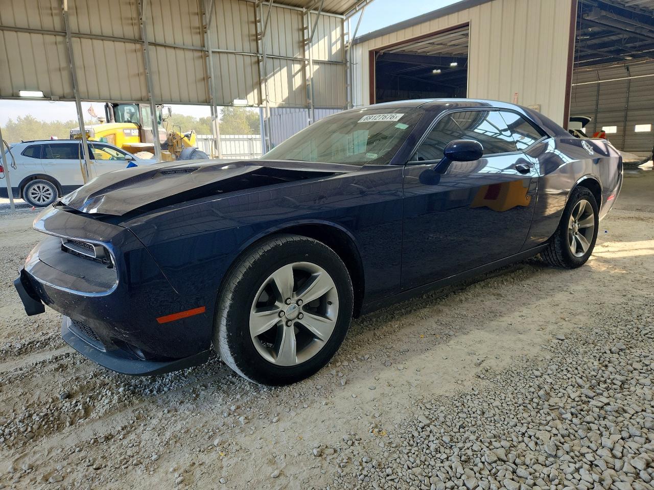 2016 Dodge Challenger Sxt - zdjęcie główne