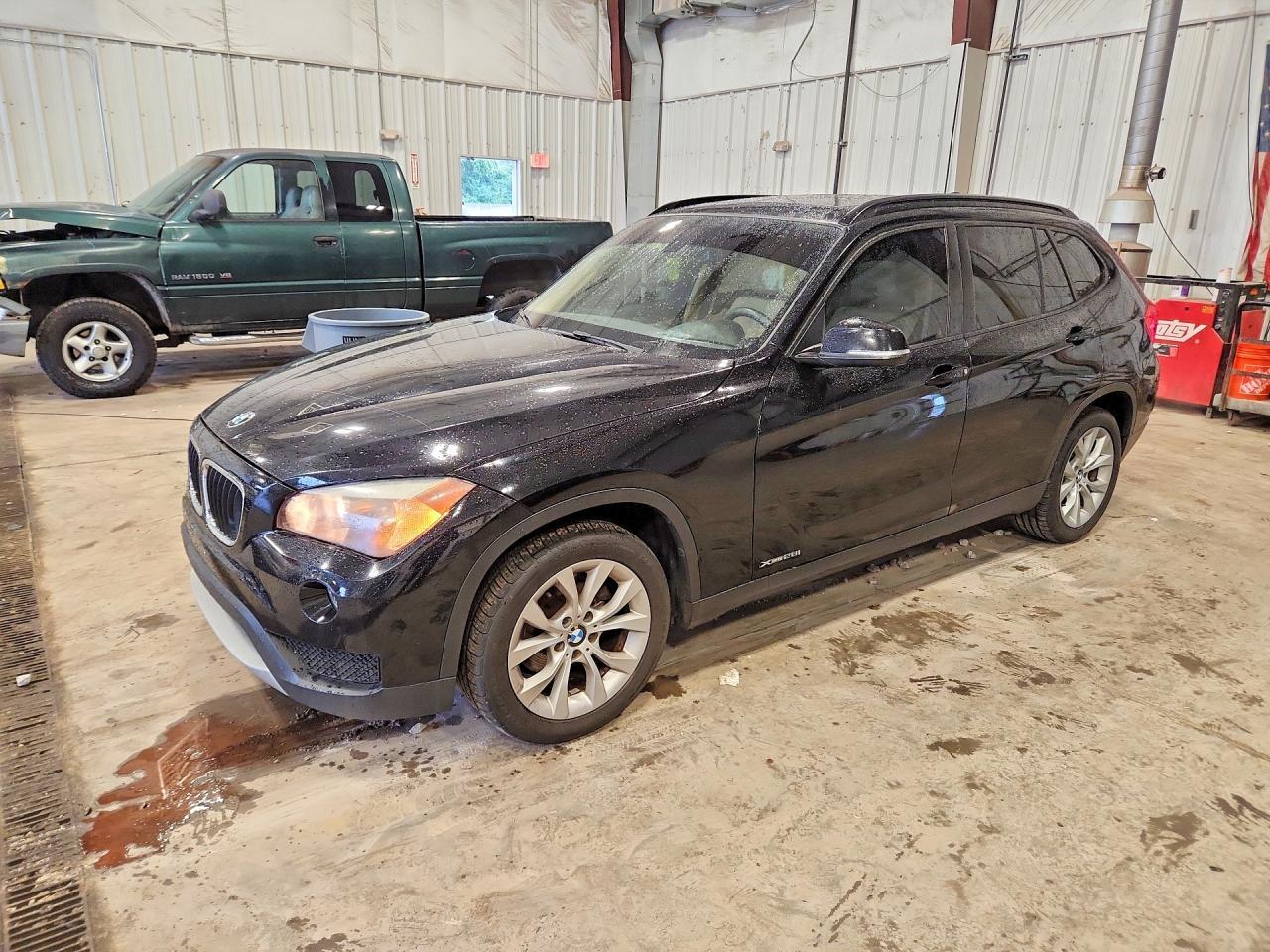 2014 BMW X1 xDrive28I - zdjęcie główne