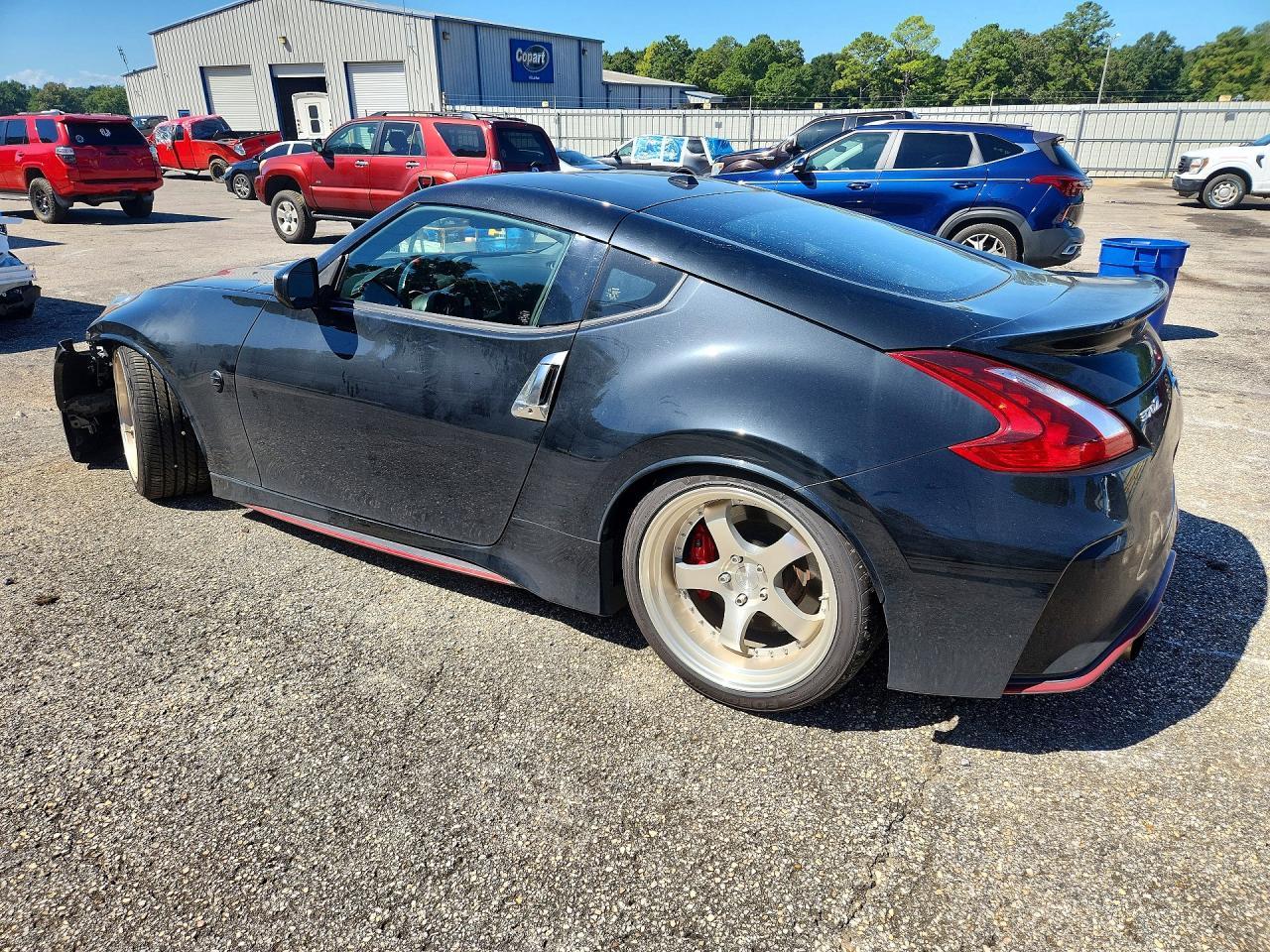 2019 Nissan 370Z Nismo - zdjęcie 2