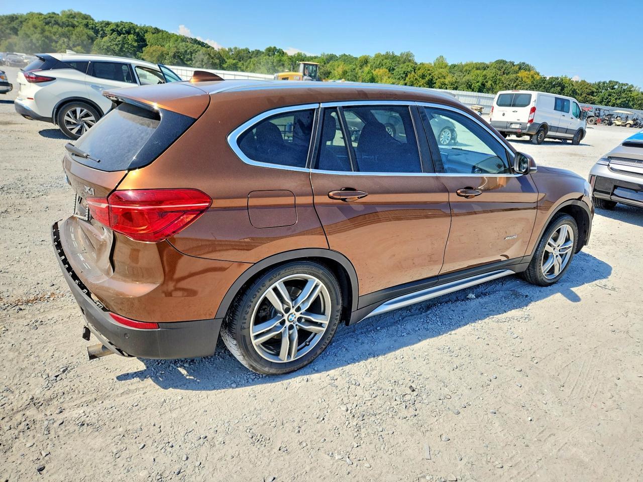 2016 BMW X1 xDrive28I - zdjęcie 3
