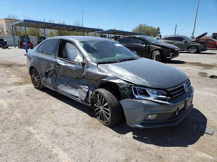 2016 Volkswagen Jetta Sport - zdjęcie 13