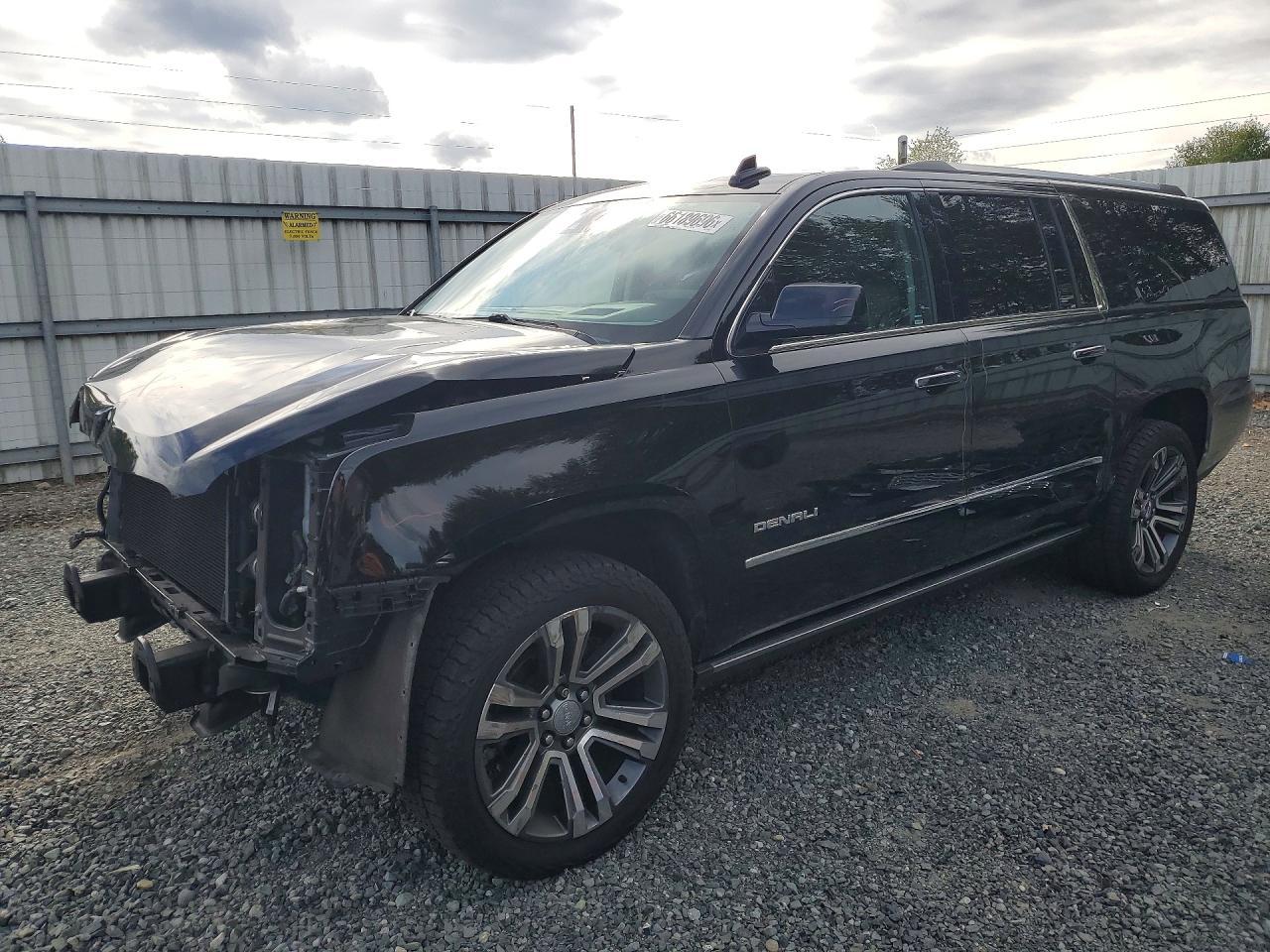 2020 GMC Yukon Xl Denali - zdjęcie główne