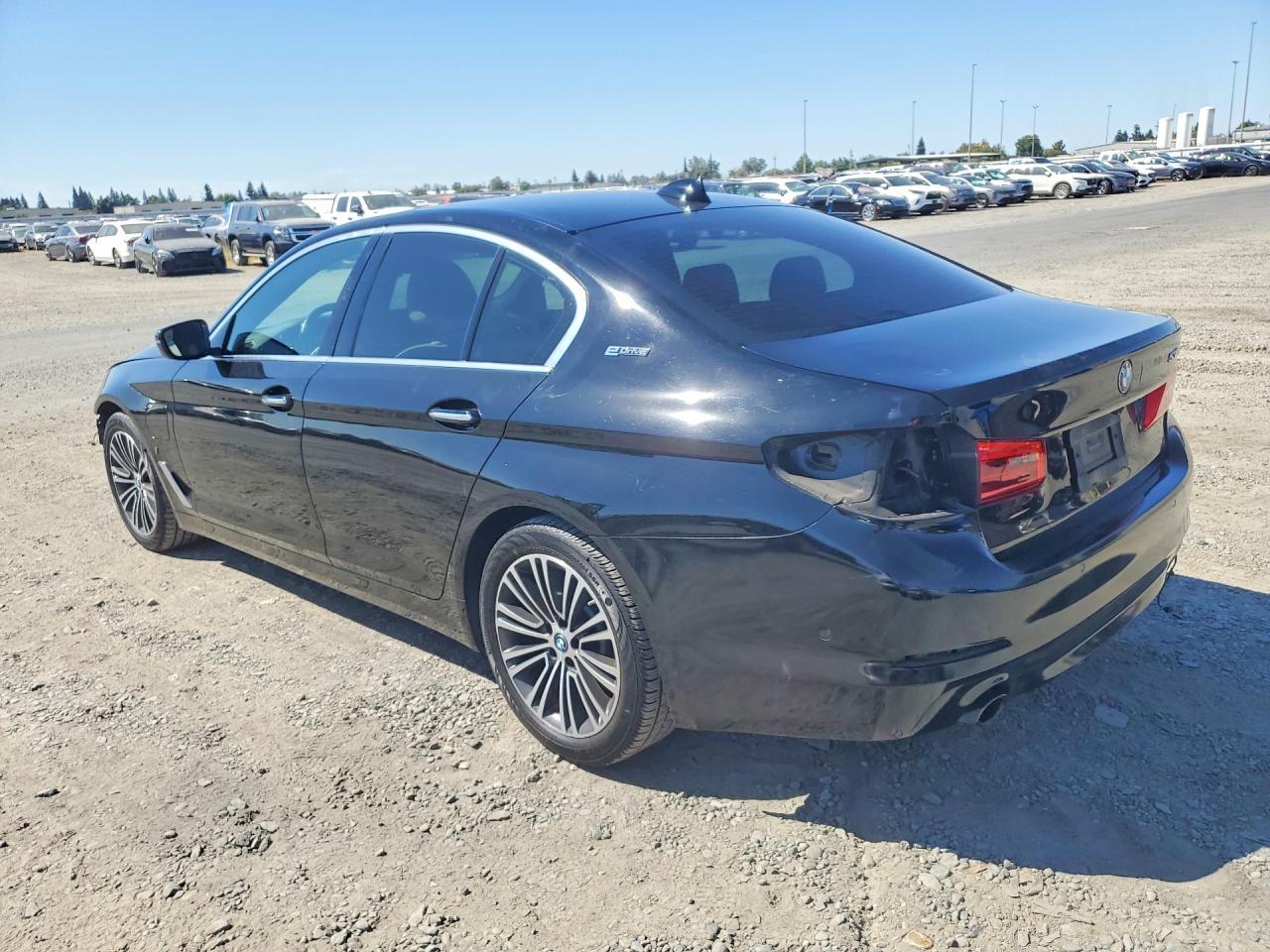 2018 BMW 530E - zdjęcie 2