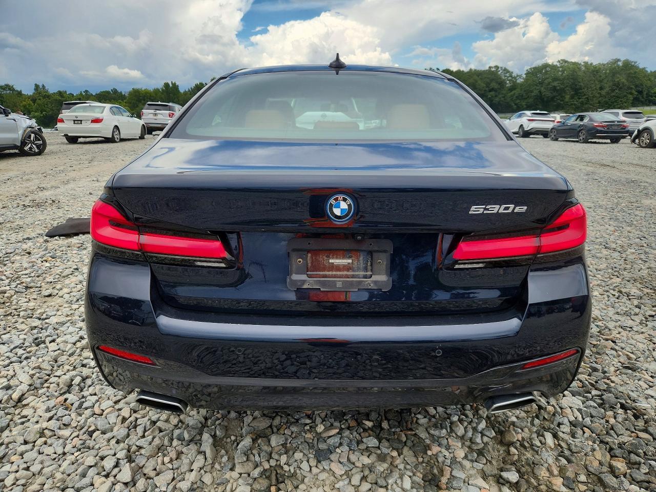 2022 BMW 530E - zdjęcie 6