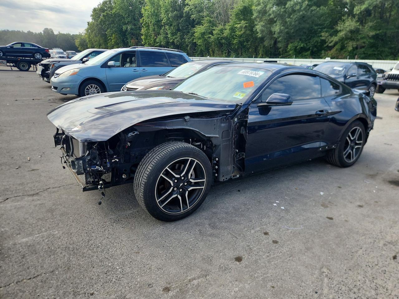 2021 Ford Mustang - zdjęcie główne
