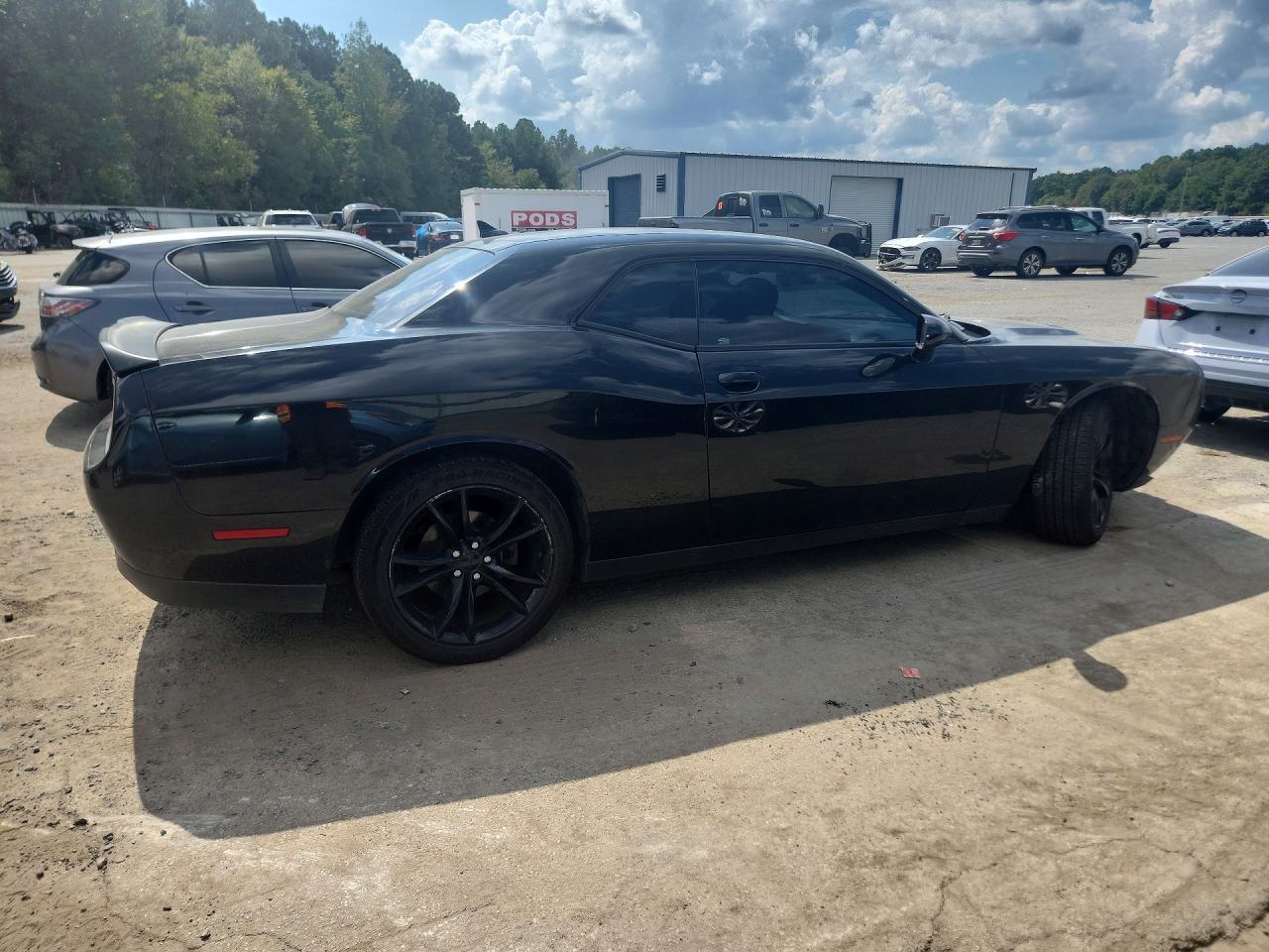 2016 Dodge Challenger Sxt - zdjęcie 3