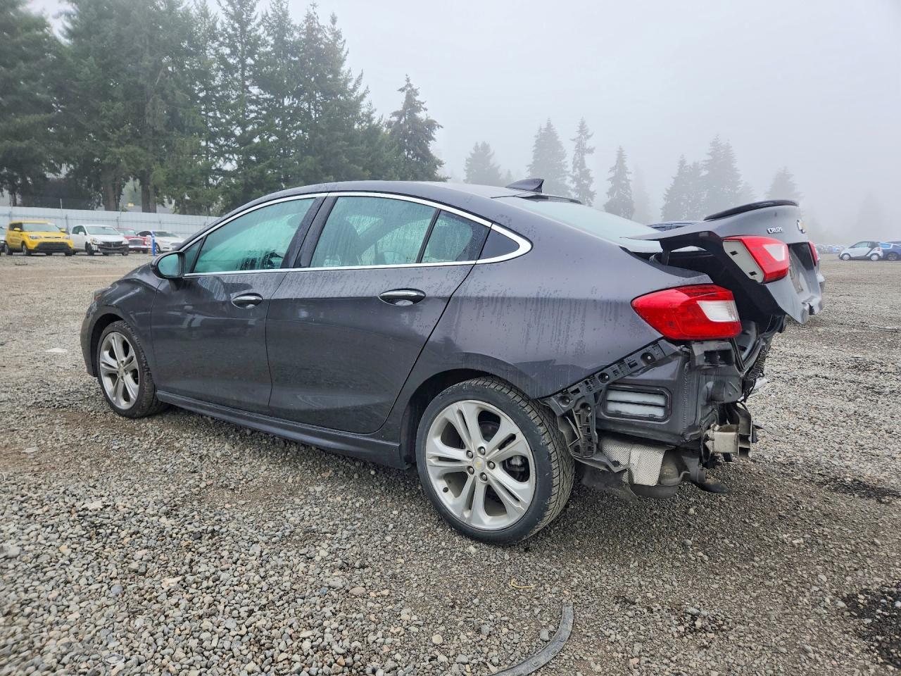 2017 Chevrolet Cruze Premier - zdjęcie 2