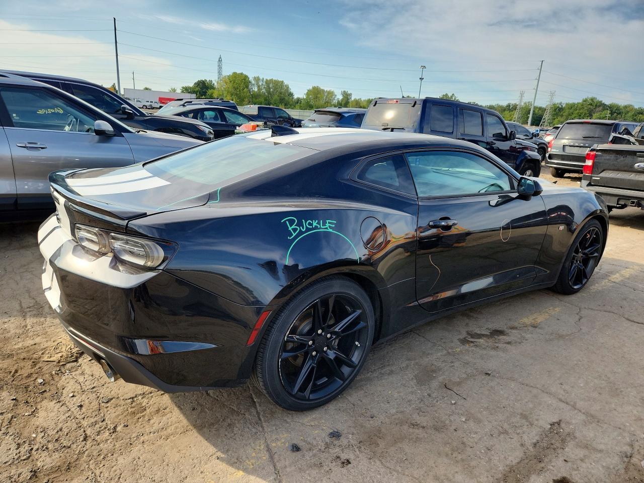 2019 Chevrolet Camaro Ls - zdjęcie 3
