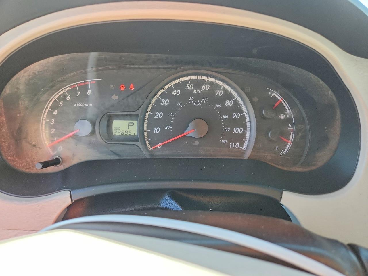 2014 Toyota Sienna Le 8-Passenger - zdjęcie 9