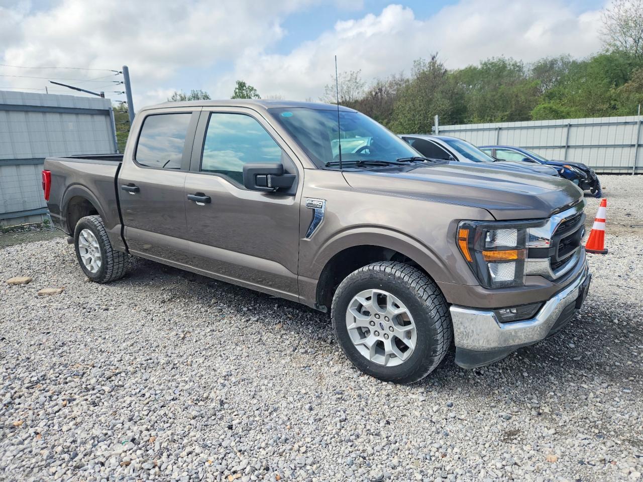 2023 Ford F150 Supercrew - zdjęcie 4