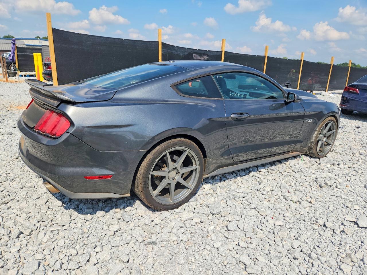 2016 Ford Mustang Gt - zdjęcie 3