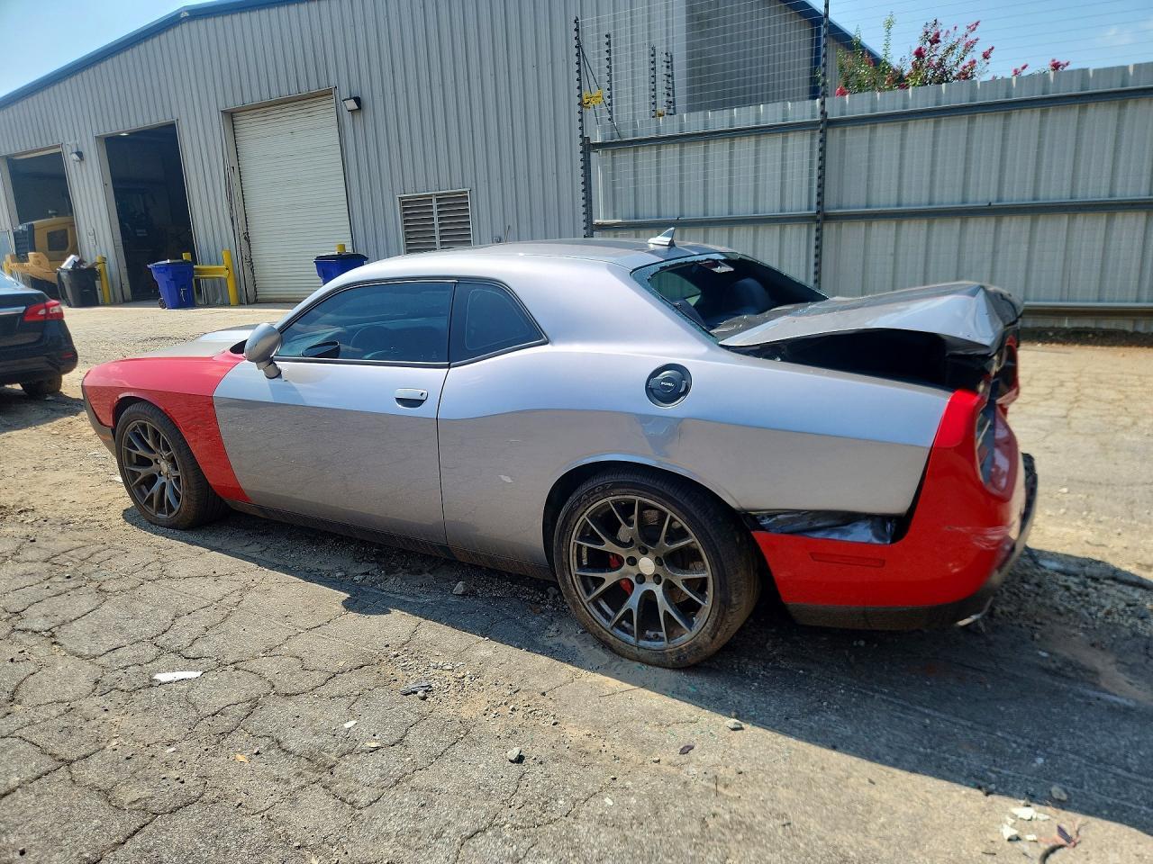 2015 Dodge Challenger Srt 392 - zdjęcie 2