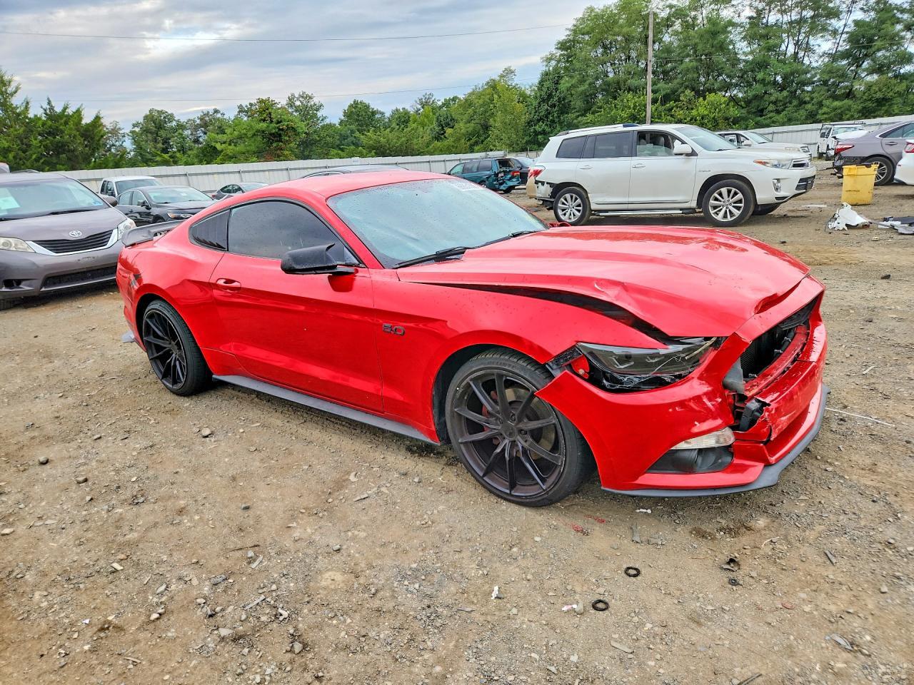2015 Ford Mustang - zdjęcie 4