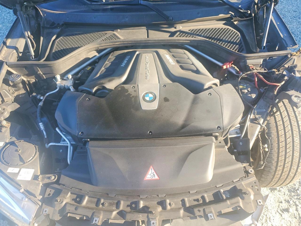 2017 BMW X5 xDrive50I - zdjęcie 12