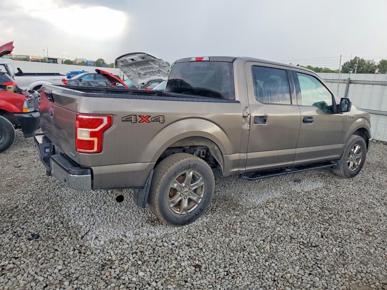 2020 Ford F150 Supercrew - zdjęcie 3