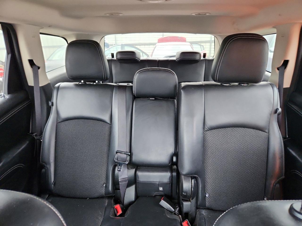 2017 Dodge Journey Crossroad - zdjęcie 10