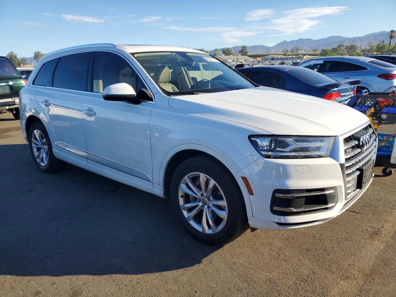 Audi Q7 - zdjęcie 4