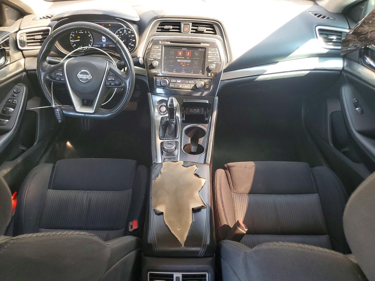 2020 Nissan Maxima S - zdjęcie 8