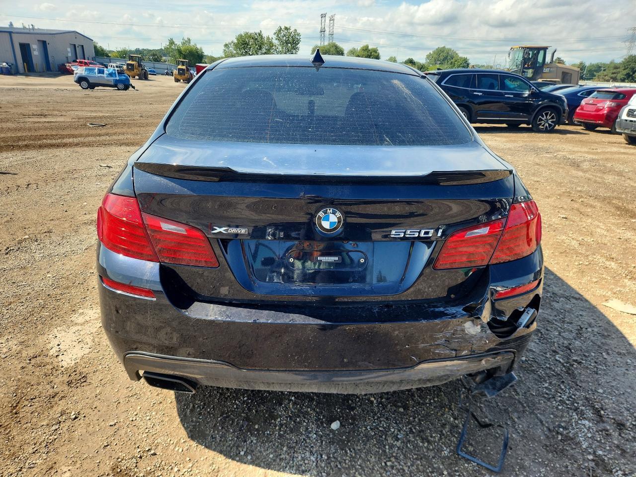2014 BMW Seria 5 550i - zdjęcie 6