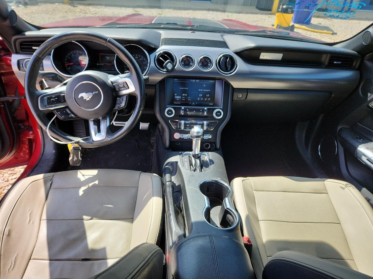 2015 Ford Mustang - zdjęcie 8