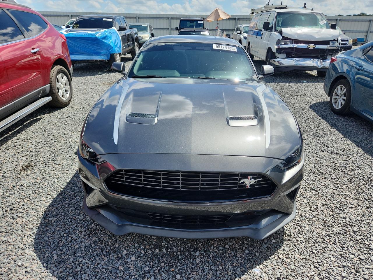 2020 Ford Mustang - zdjęcie 5