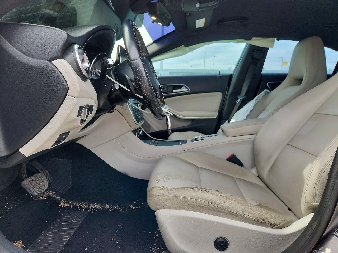 2015 Mercedes-Benz Cla 250 - zdjęcie 7